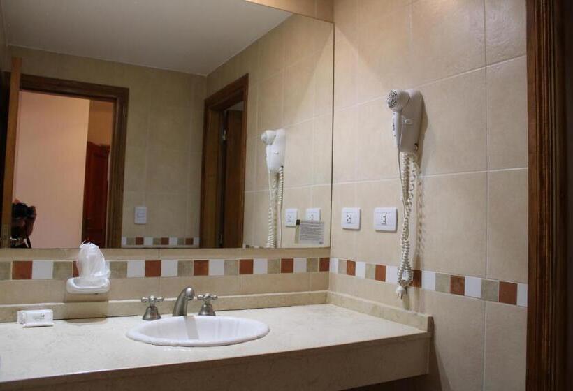 غرفة عائلية, Bella Costa