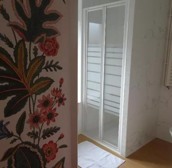 スーペリアールーム, Hostellerie Bon Pasteur