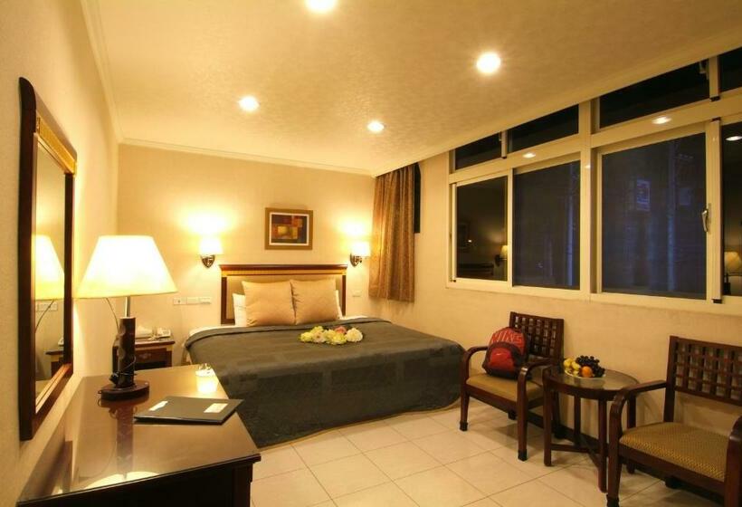 اتاق لوکس, Puti Commercial