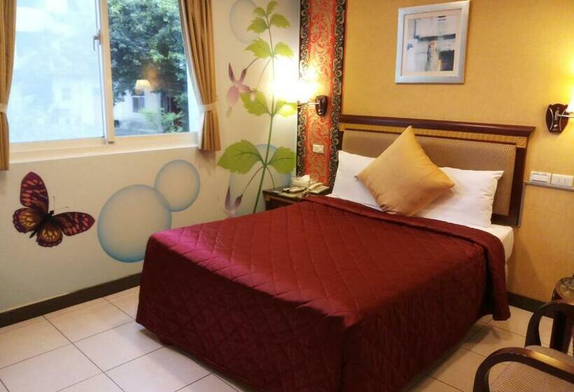 اتاق لوکس, Puti Commercial