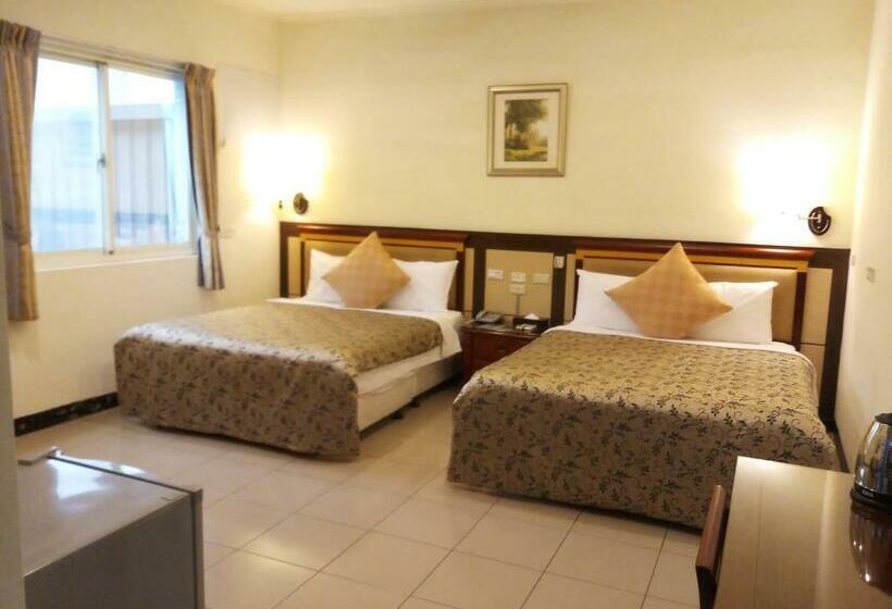 اتاق استاندارد چهار تخته, Puti Commercial