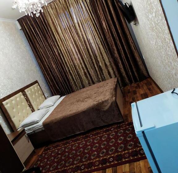 חדר סטנדרט, Ratmina