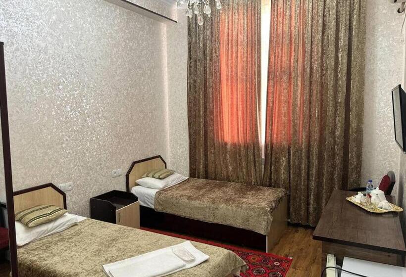 חדר סטנדרט, Ratmina