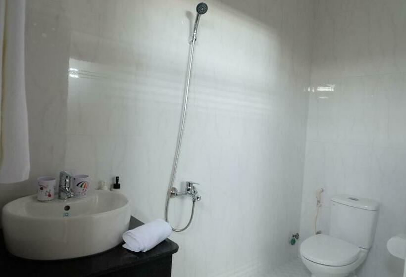 اتاق استاندارد با چشم‌انداز استخر, Unity Villa