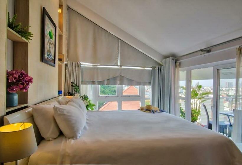 سوییت با چشم‌انداز کوه, The Wind Boutique Resort