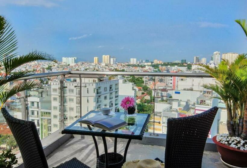 سوییت با چشم‌انداز کوه, The Wind Boutique Resort