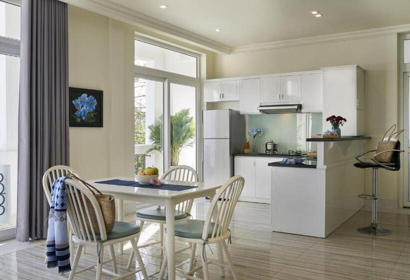 سوئیت سلطنتی 2 خوابه, The Wind Boutique Resort