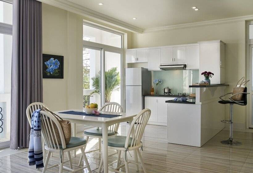 سوئیت سلطنتی 2 خوابه, The Wind Boutique Resort