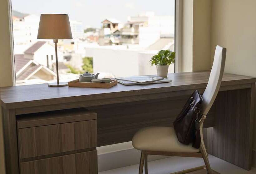 سوئیت سلطنتی 2 خوابه, The Wind Boutique Resort