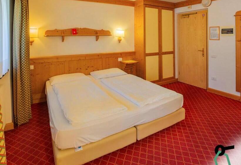 Студио Стандарт с Балконом, Hotiday Apartment Collection   San Martino