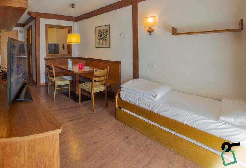 Апартаменты Superior 1 Спальня, Hotiday Apartment Collection   San Martino