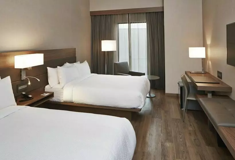 ２ダブルベッドのスタンダードルーム, Ac Hotel By Marriott Minneapolis Downtown