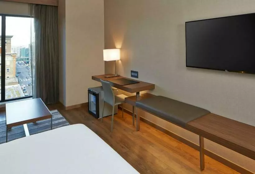 キングサイズベッドのスタンダードルーム, Ac Hotel By Marriott Minneapolis Downtown