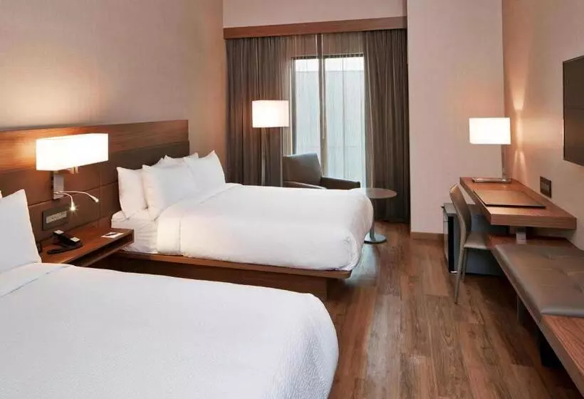 ２ダブルベッドのスタンダードルーム, Ac Hotel By Marriott Minneapolis Downtown