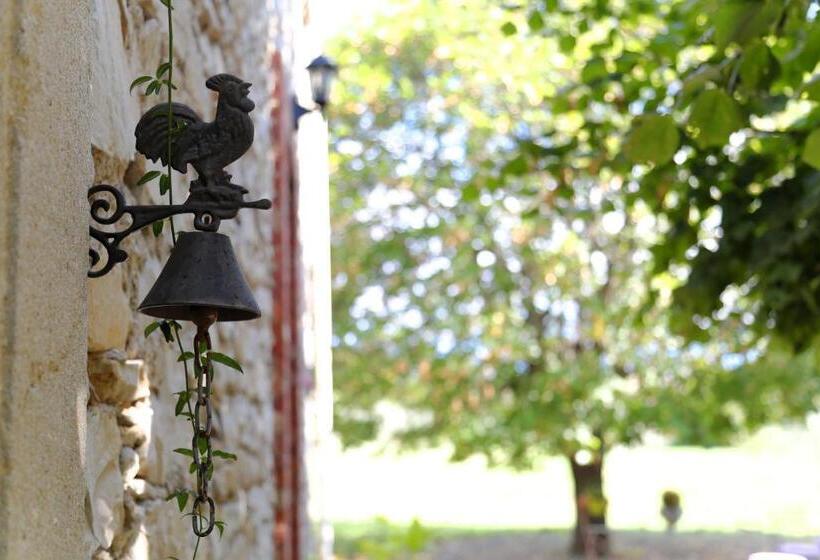 Дом 4 Спальни, Les Tilleuls D Elisée