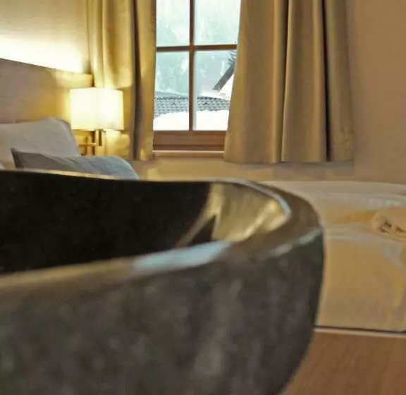 اتاق استاندارد با بالکن, Mammhofer Suite & Breakfast