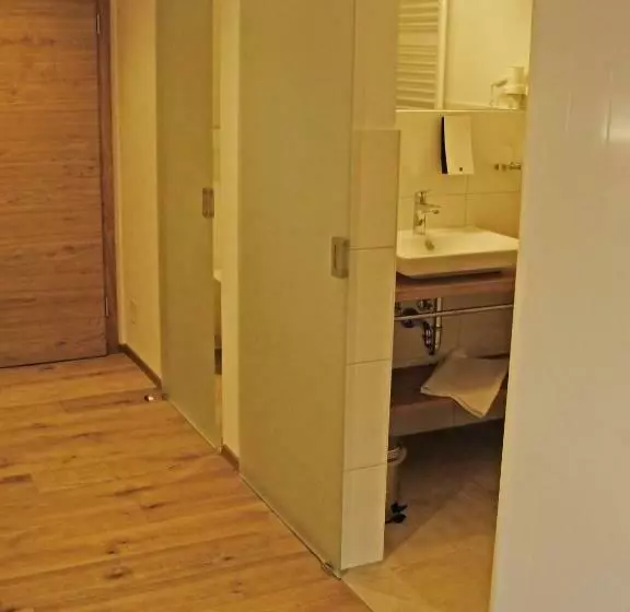 سوییت خانوادگی, Mammhofer Suite & Breakfast