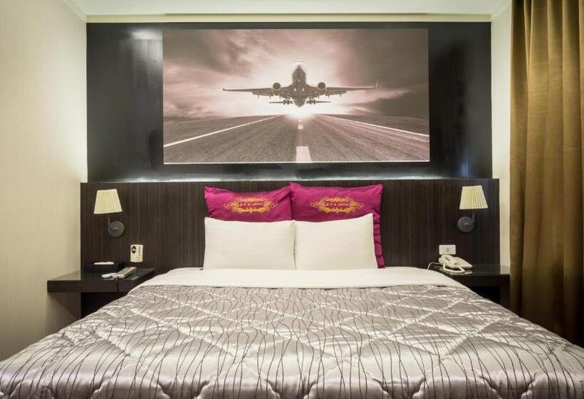 اتاق استاندارد با وان آب گرم, Carnival Motel