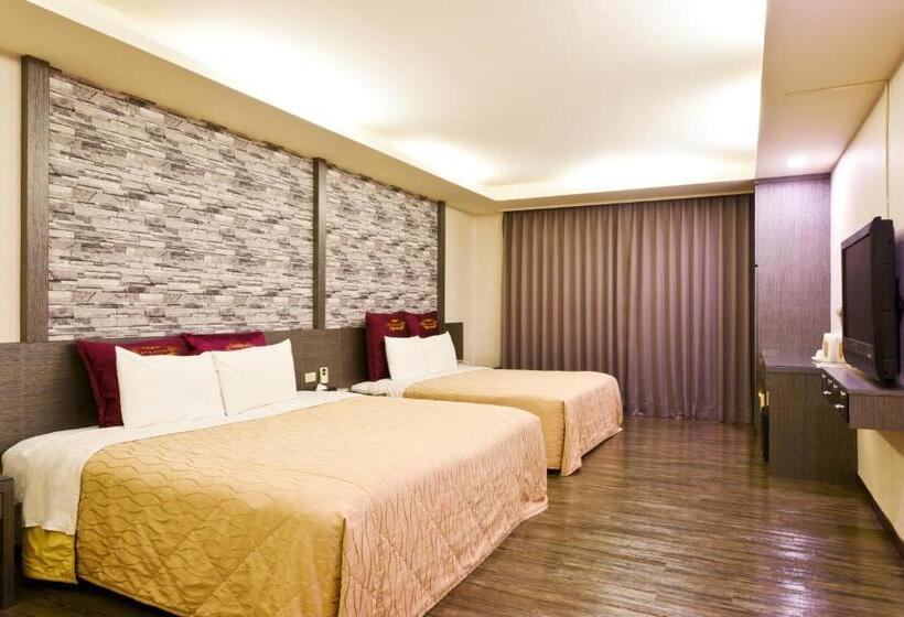 اتاق اکونومی, Carnival Motel