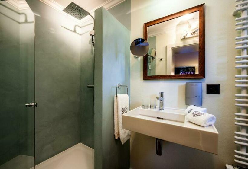 سوییت, Home Hotel Arosa