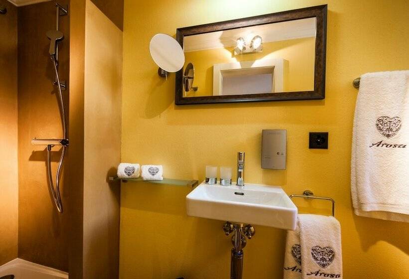 اتاق استاندارد یک نفره, Home Hotel Arosa