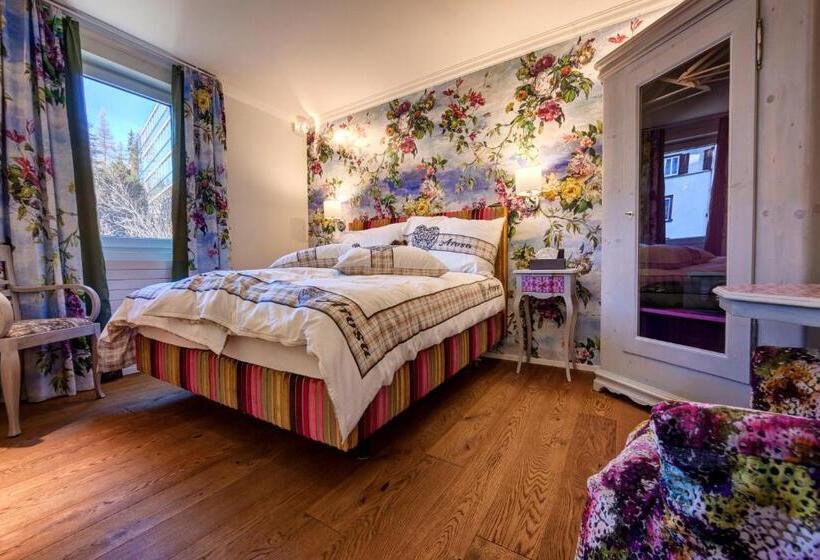 اتاق استاندارد, Home Hotel Arosa