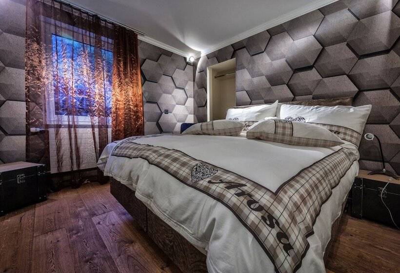 اتاق استاندارد یک نفره, Home Hotel Arosa