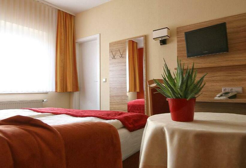 スタンダードルーム, Restaurant Weinberg