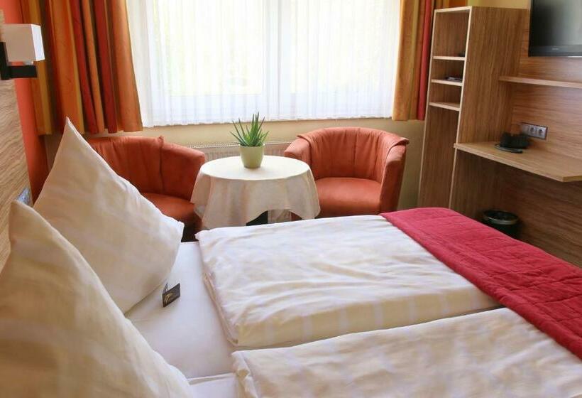 スタンダードルーム, Restaurant Weinberg