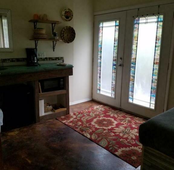 キングサイズベッドのスタンダードルーム, Aloha Crater Lodge