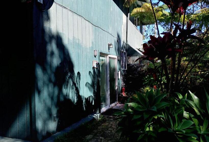 キングサイズベッドのスタンダードルーム, Aloha Crater Lodge