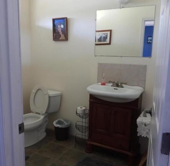 キングサイズベッドのスイートルーム, Aloha Crater Lodge