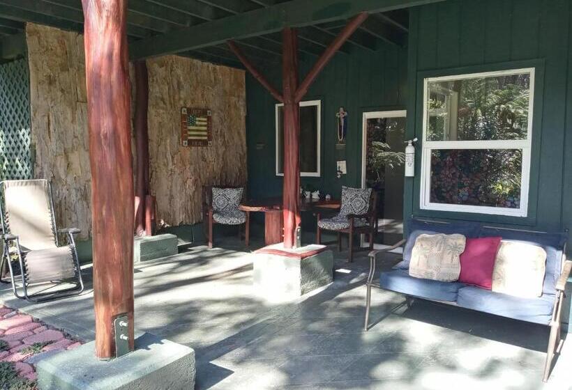 キングサイズベッドのスタンダードルーム, Aloha Crater Lodge