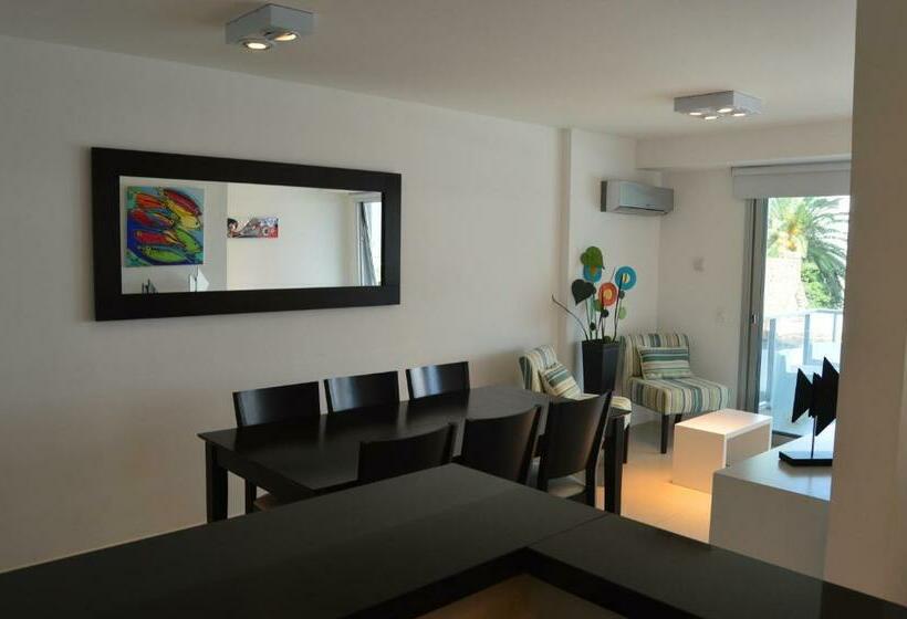 آپارتمان 1 خوابه با چشمانداز استخر, Arenas Del Mar