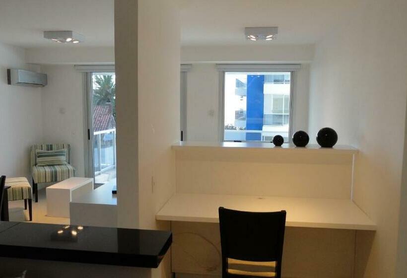 آپارتمان 1 خوابه با چشمانداز استخر, Arenas Del Mar