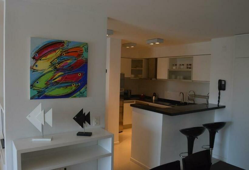 آپارتمان 1 خوابه با چشمانداز استخر, Arenas Del Mar