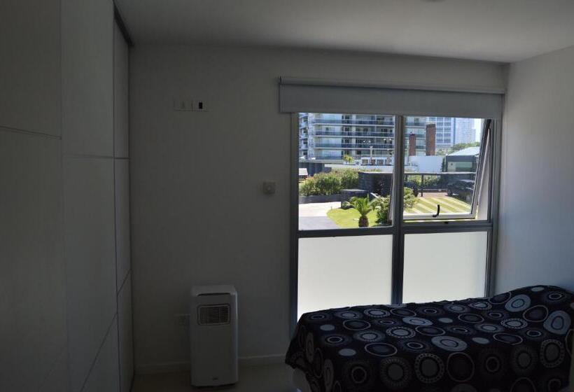 آپارتمان 1 خوابه با چشمانداز استخر, Arenas Del Mar