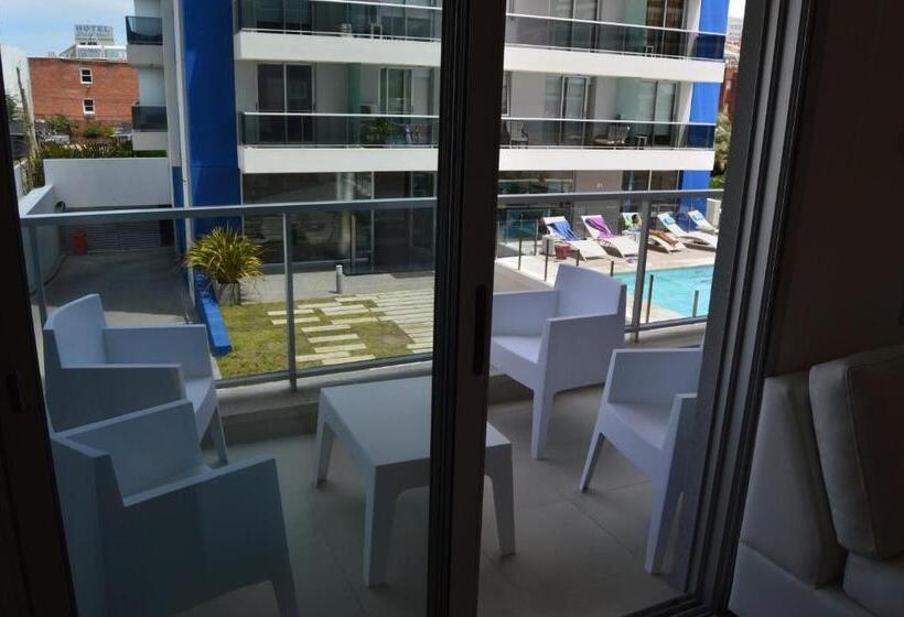 آپارتمان 1 خوابه با چشمانداز استخر, Arenas Del Mar