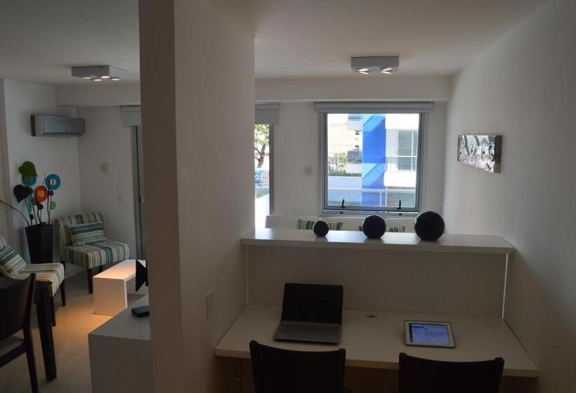 آپارتمان 1 خوابه با چشمانداز استخر, Arenas Del Mar