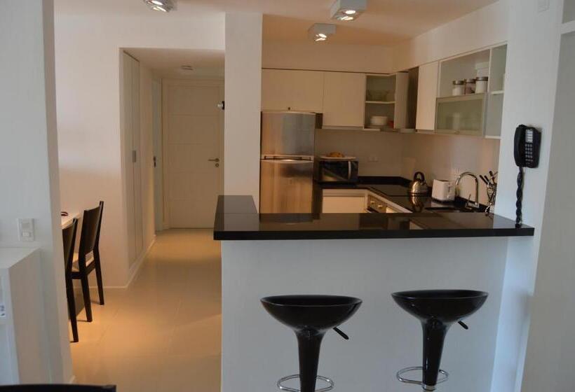 آپارتمان 1 خوابه با چشمانداز استخر, Arenas Del Mar