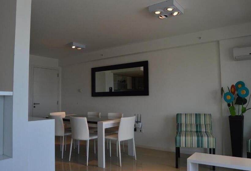 آپارتمان 1 خوابه با چشمانداز دریا, Arenas Del Mar