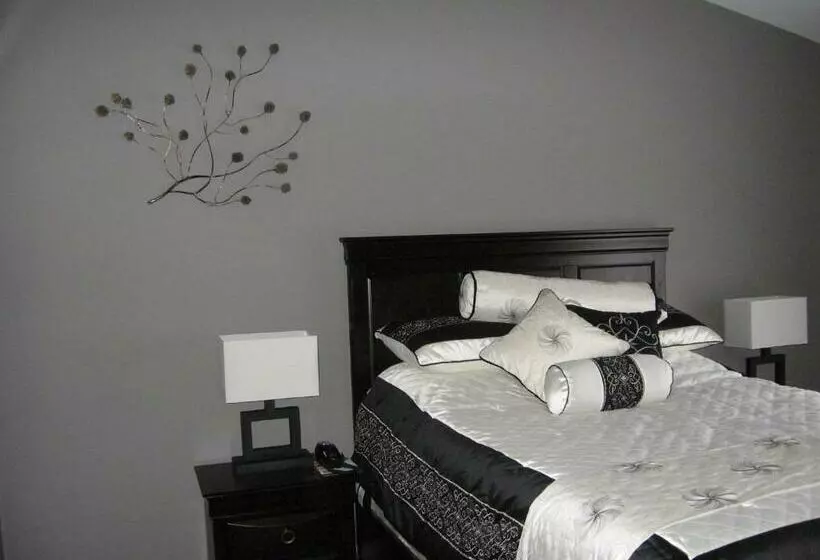 スーペリアールーム, Driftwood Heights Bed & Breakfast