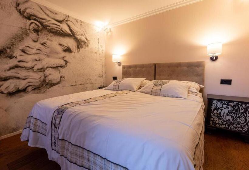 سوییت جونیور, Home Hotel Arosa