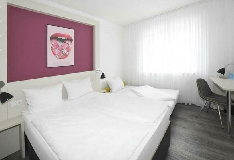 Quarto standard, Hostel Art & Style