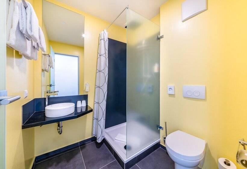 Quarto standard, Hostel Art & Style