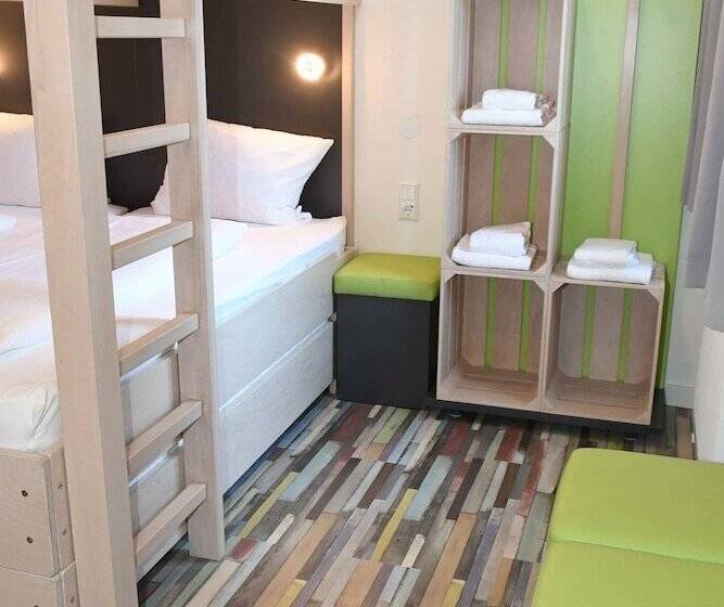 Quarto standard, Hostel Art & Style