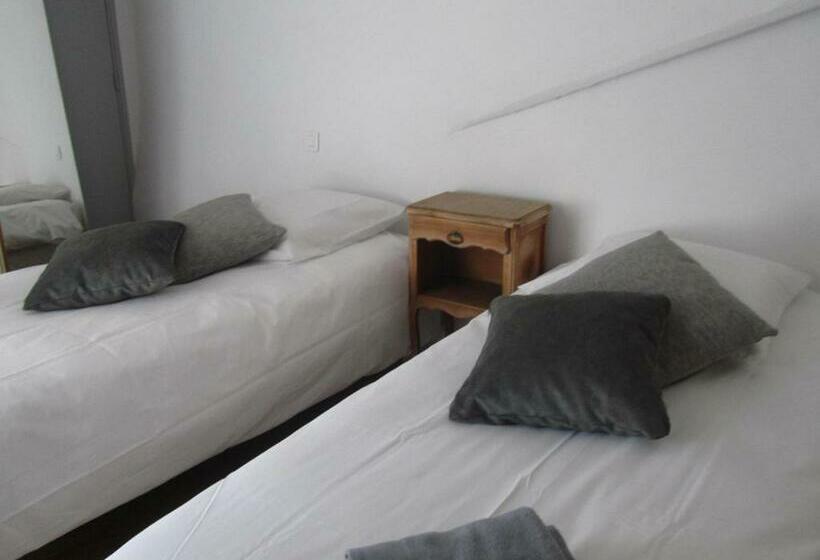 스탠다드 룸, Hôtel Restaurant Le Saint Marc