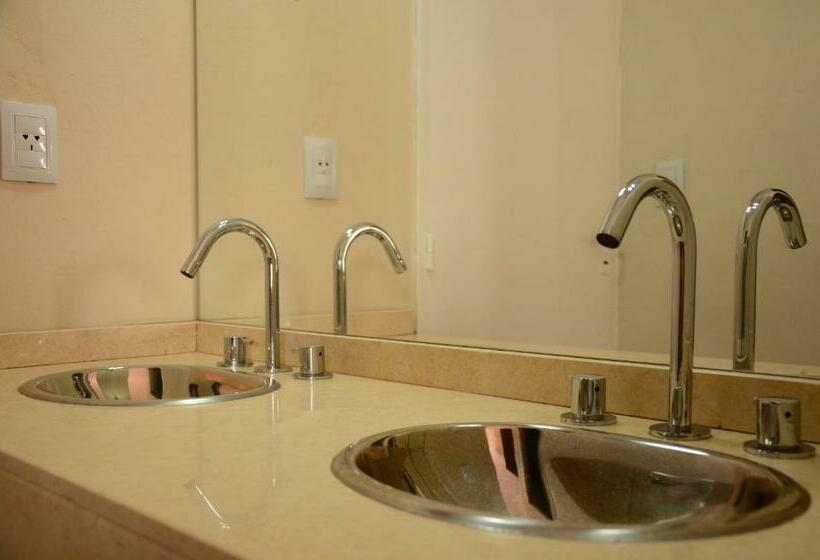 스탠다드 룸, Italia