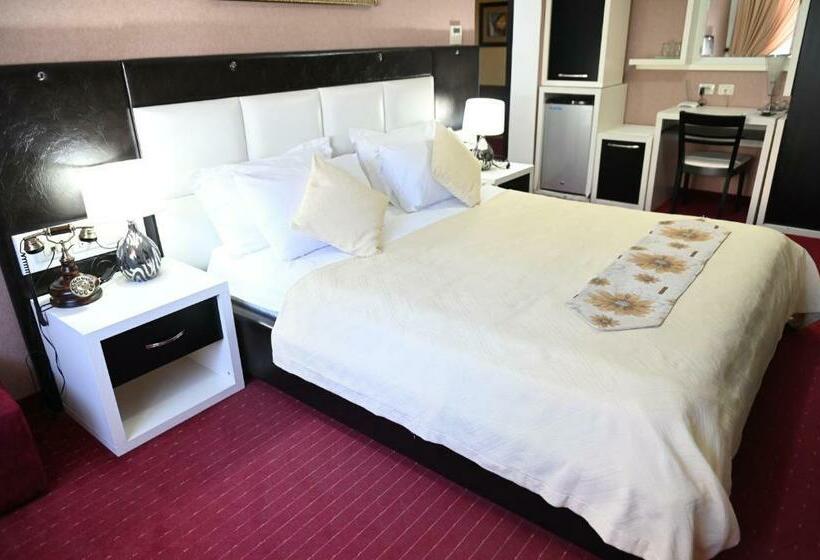 스탠다드 룸, Liss