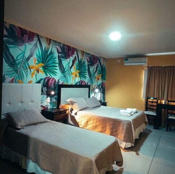 اتاق استاندارد سه نفره, Quetzal